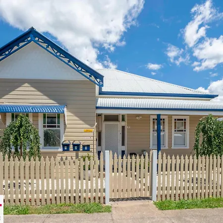Paddington Villa 3 Close To Town, Free Wi-Fi, Netflix Orange Exterior photo