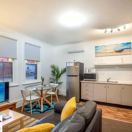Paddington Villa 3 Close To Town, Free Wi-Fi, Netflix Orange Exterior photo